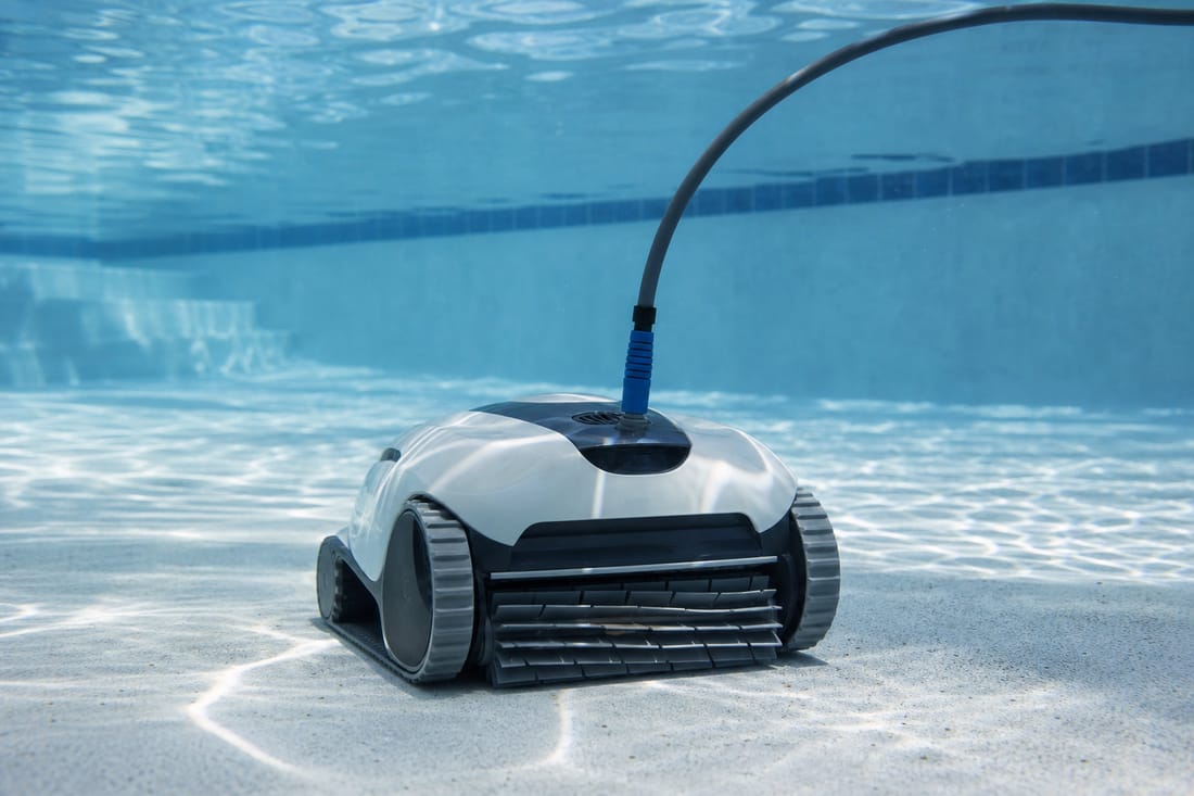 Beispiel: Poolroboter am Beckenboden